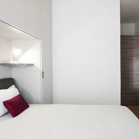 Guesthost - Fonte Laurentina Lejlighed