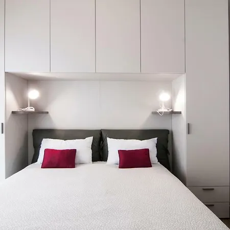 Guesthost - Fonte Laurentina Lejlighed